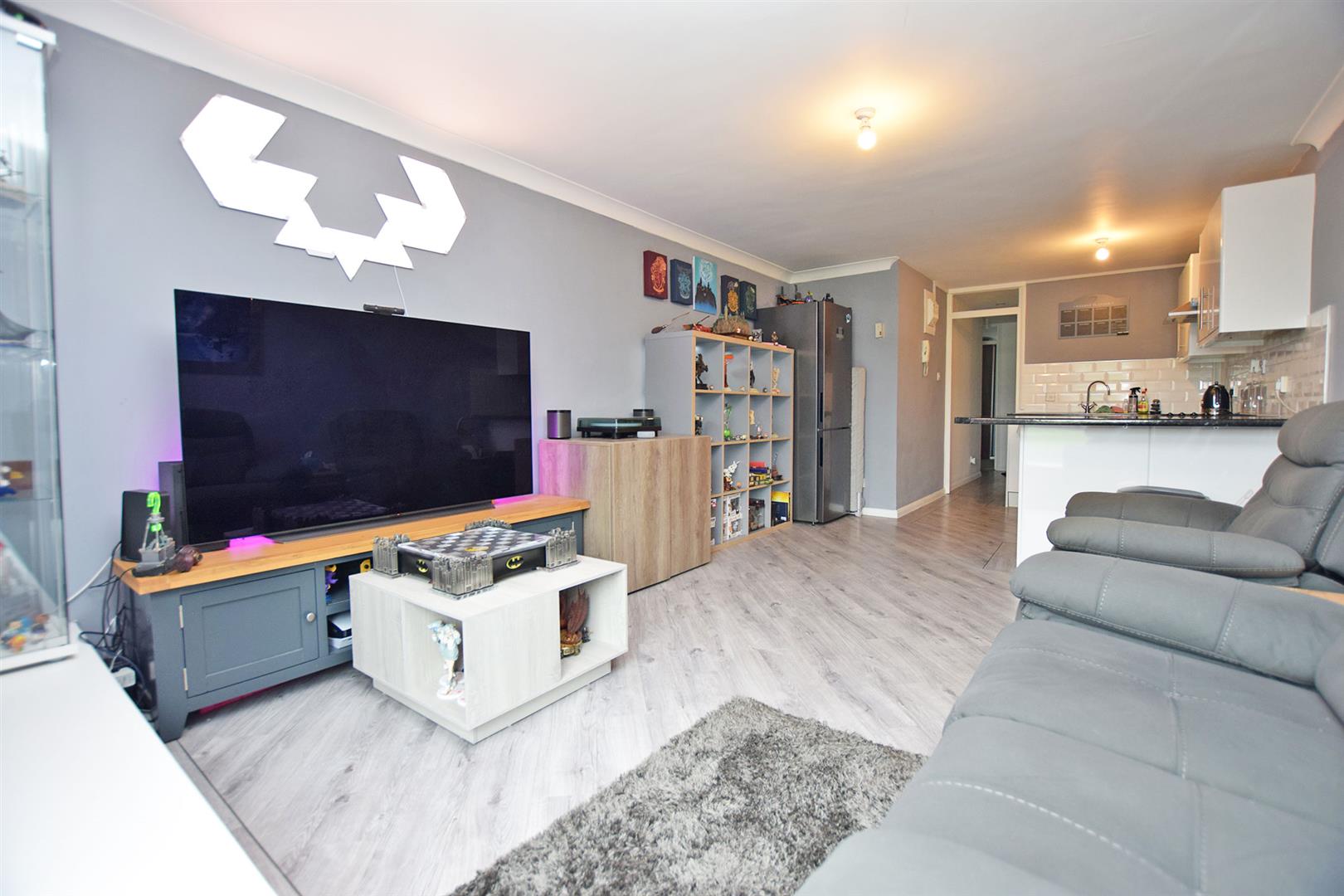 Properties Harrisons Reeve Rainham